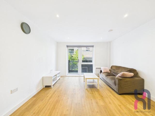 Flat for sale in Georgia, Isle Of Man