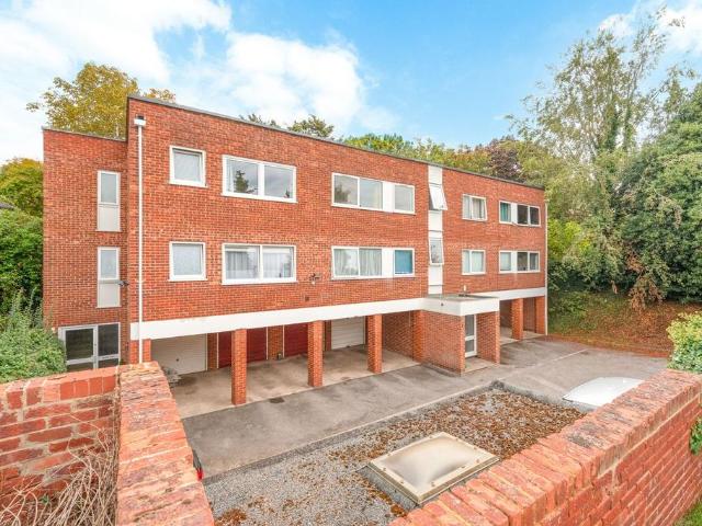 Flat for sale in Beeches Community Board, Burnham