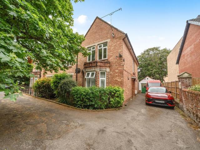 Flat for sale in Banister's Park, City Of Southampton