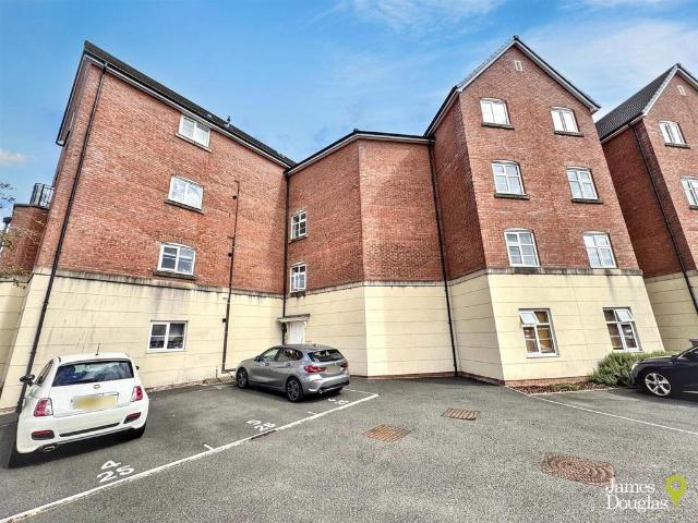 Flat for sale in Somerton, Newport