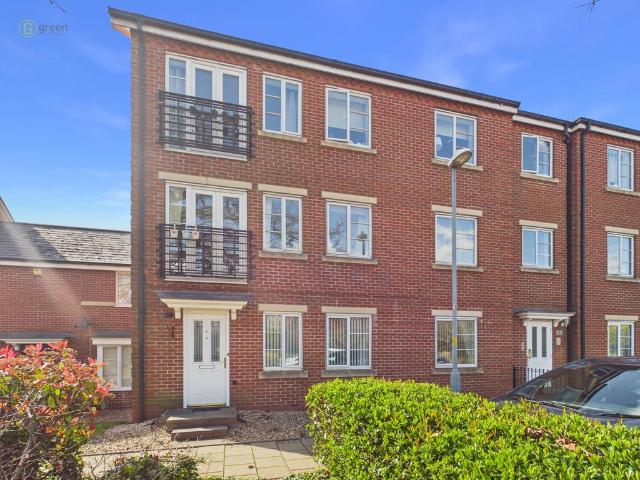 Flat for sale in Gravelly Hill, West Midlands