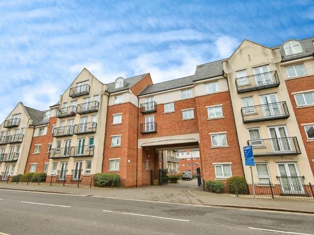 Flat for sale in New Normanton, East Midlands