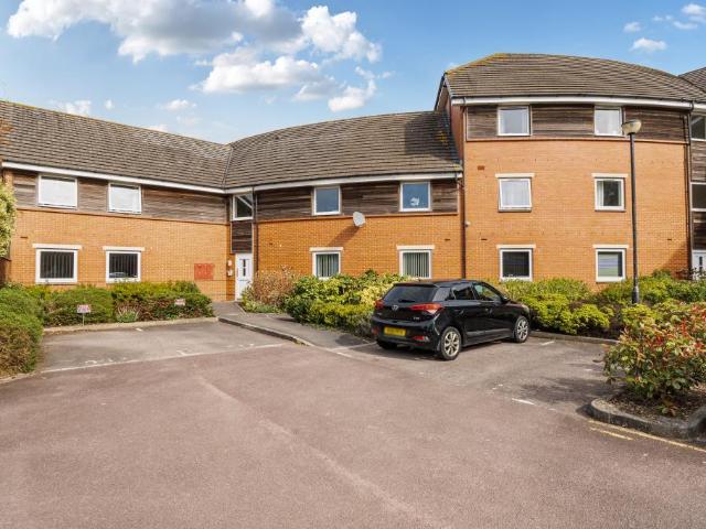 Flat for sale in Rodbourne, Swindon