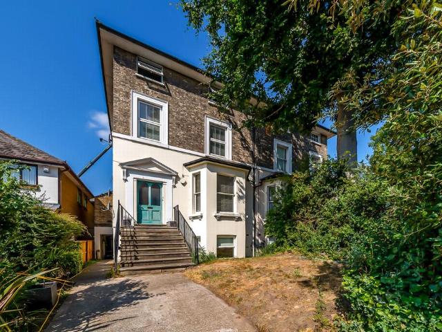 Flat for sale in Well Hall, Greater London