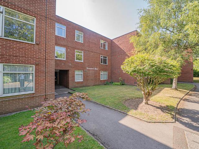 Flat for sale in Olton, West Midlands
