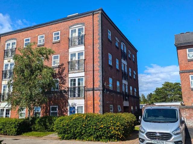 Flat for sale in Newtown, Falcon Lodge
