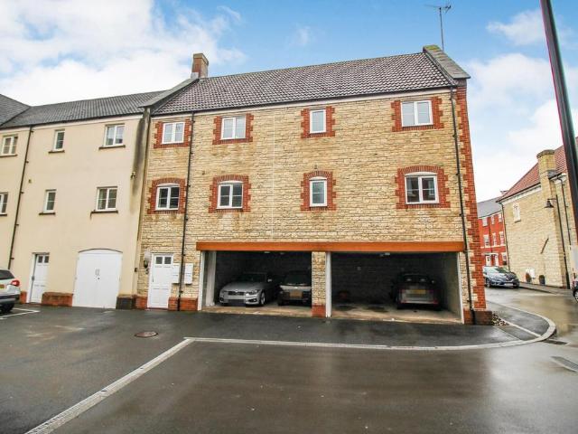 Flat for sale in Haydon End, Abbey Mead