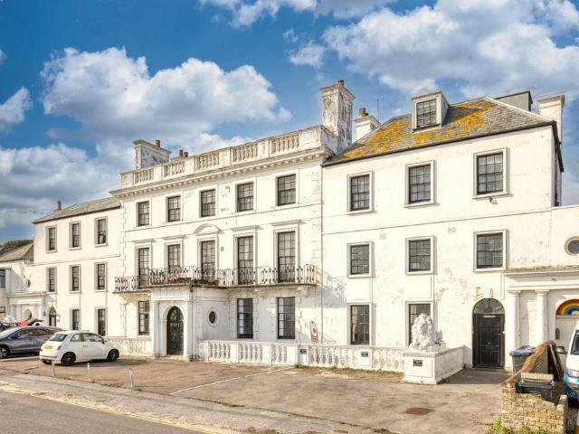 Flat for sale in Kingsgate, Thanet