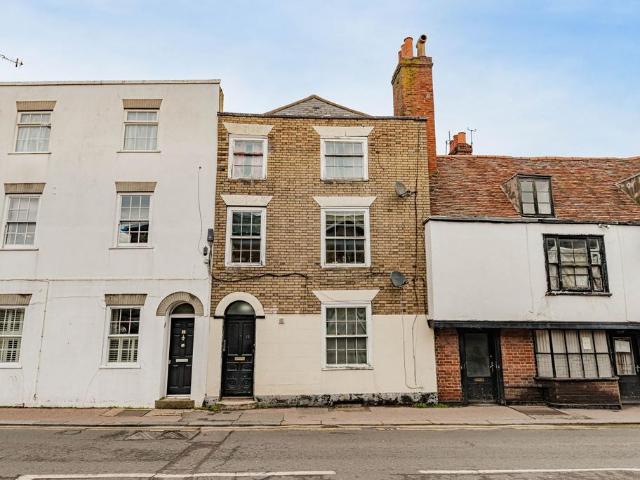 Flat for sale in Preston, Oad Street