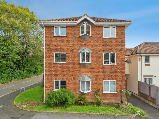 Flat for sale in Colebrook Village, Plymouth