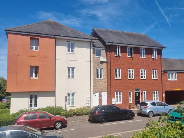 Flat for sale in Newcourt, Watergate