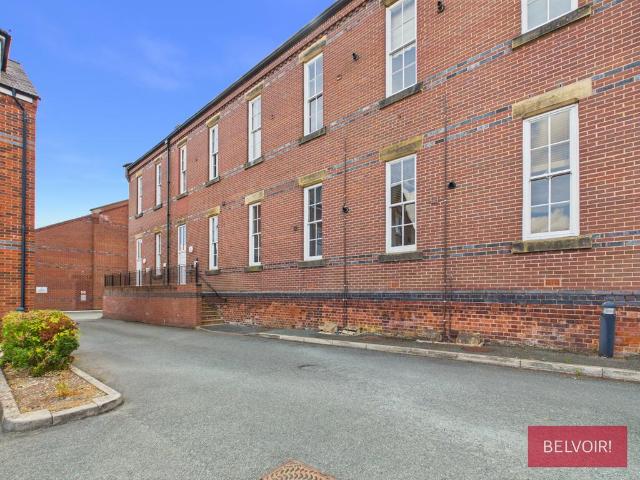 Flat for sale in Wrexham, Wales