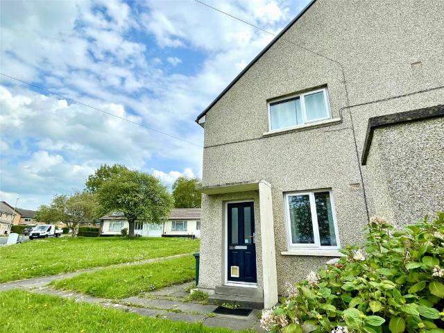 Flat for sale in Bulk, Bare