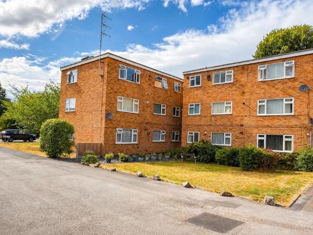 Flat for sale in Allesley Park, West Midlands