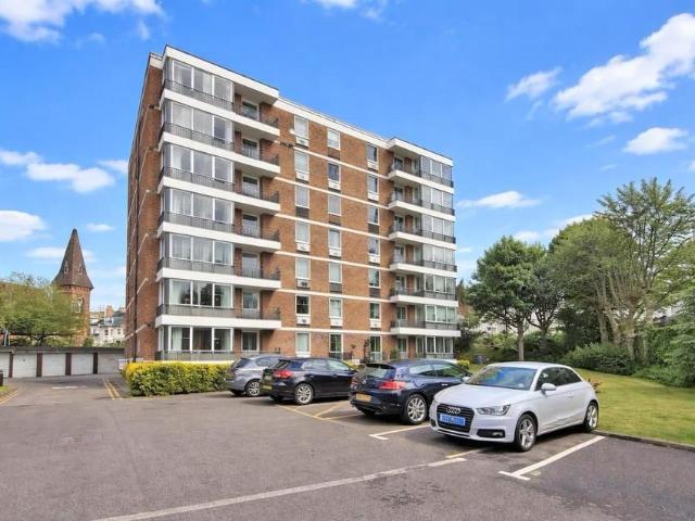 Flat for sale in Brighton & Hove