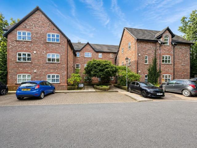 Flat for sale in Colshaw Farm, Wilmslow