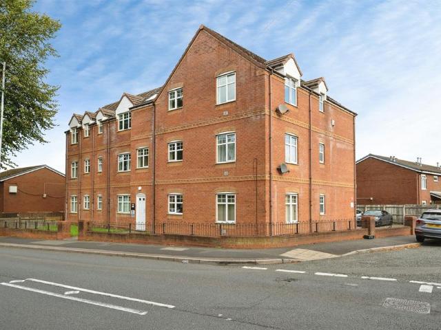 Flat for sale in Tipton, Sandwell