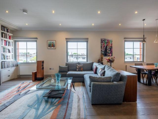 Flat for sale in Notting Hill, Greater London