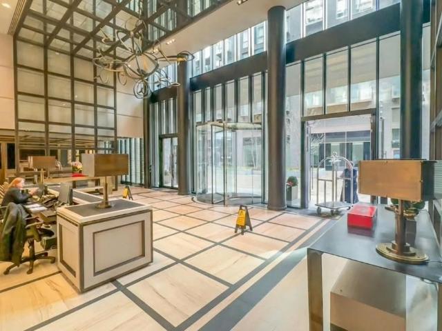 Flat for sale in Nine Elms, Greater London