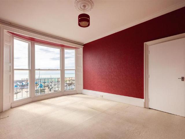 Flat for sale in St Leonards, Hastings