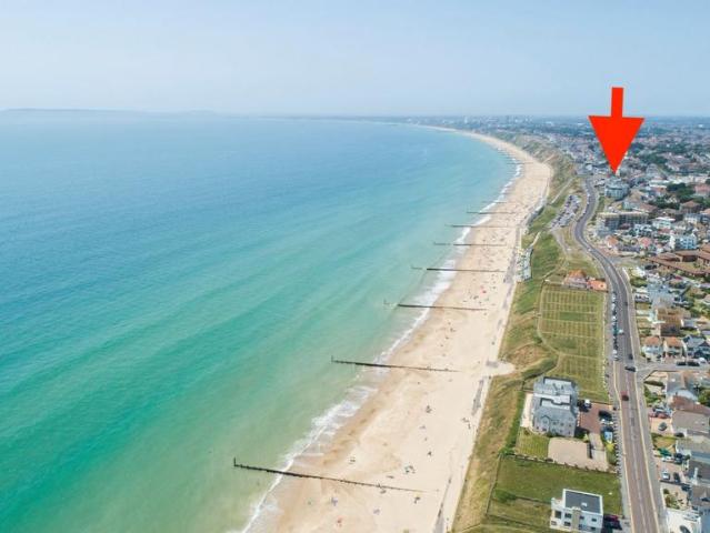 Flat for sale in Wick, Bournemouth