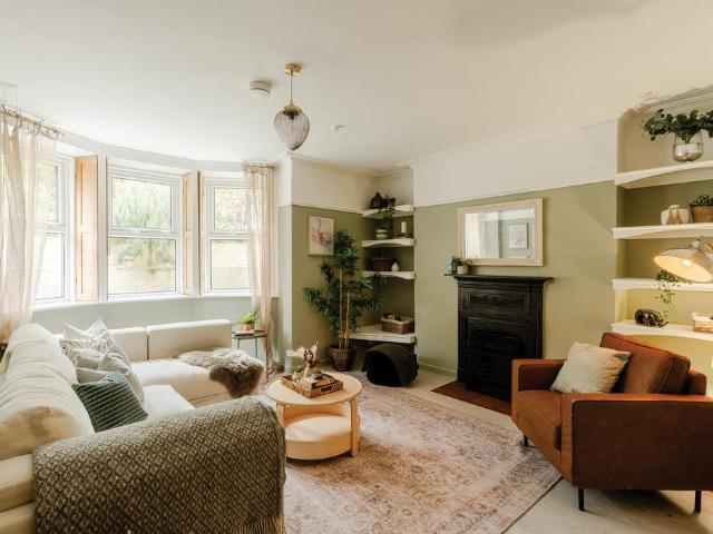 Flat for sale in Feckenham, City Of Bristol