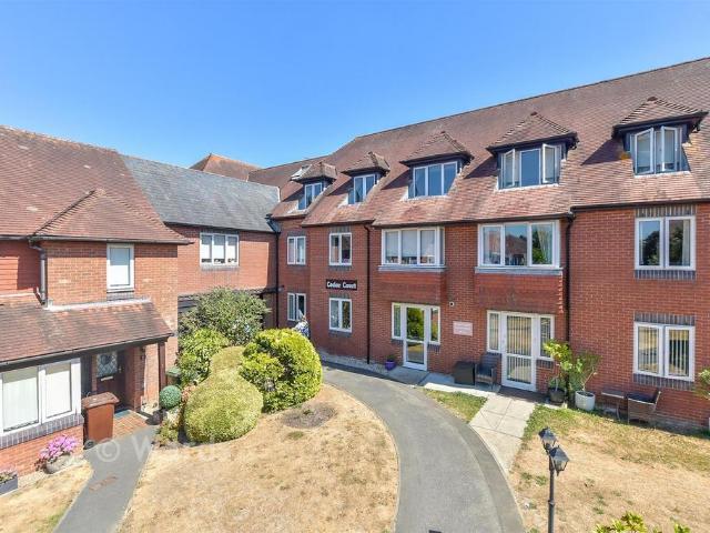 Flat for sale in Bridgefield, Kent