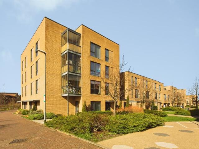 Flat for sale in Arbury, Cambridgeshire