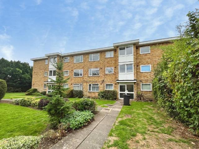Flat for sale in Walsgrave, Coventry