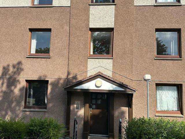 Flat for sale in Ballindoch, Scotland