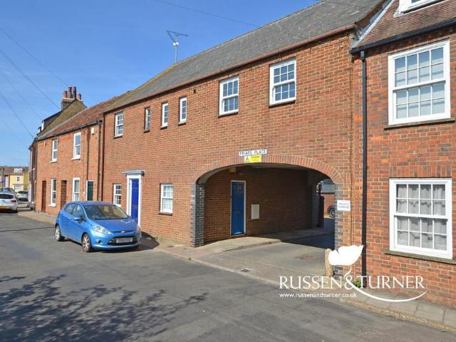 Flat for sale in South Lynn, Brookville
