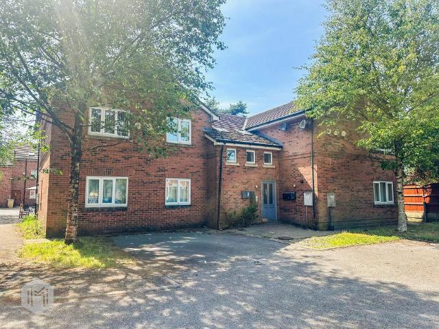 Flat for sale in Doffcocker, Lee Bank