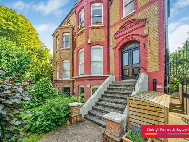 Flat for sale in London Borough of Lambeth, Greater London