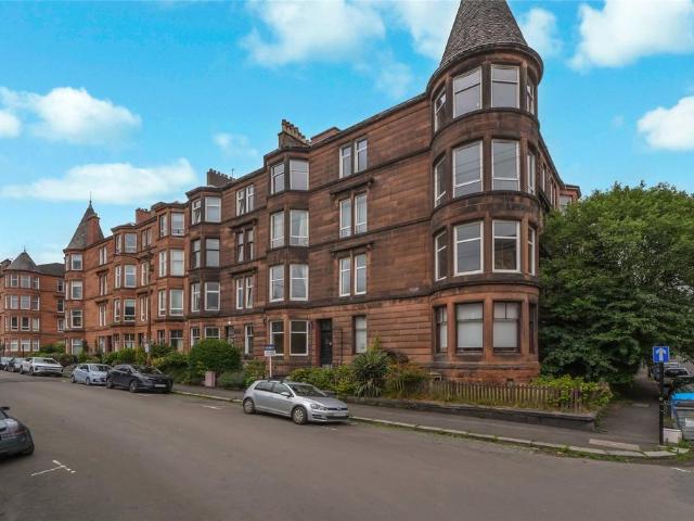 Flat for sale in North Woodside, Scotland