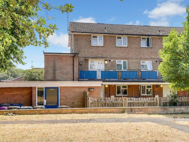 Flat for sale in Barton In Fabis, East Midlands