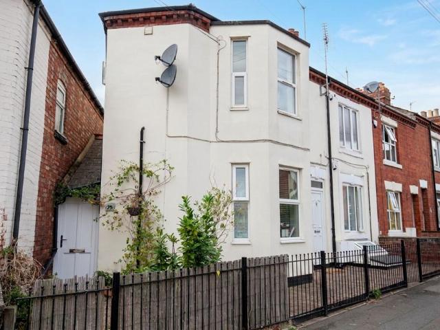 Flat for sale in Hatton Park, Wellingborough