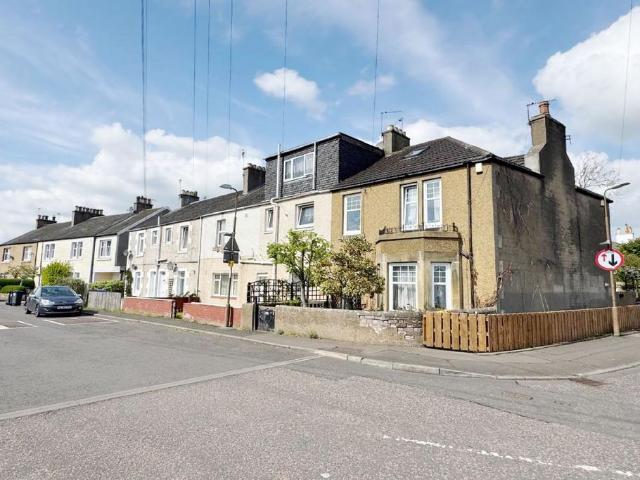Flat for sale in Broxburn