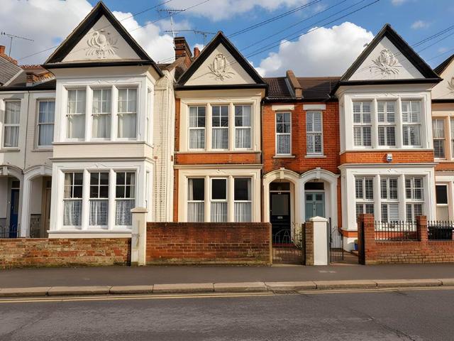 Flat for sale in Westcliff-on-Sea, Southend-on-Sea