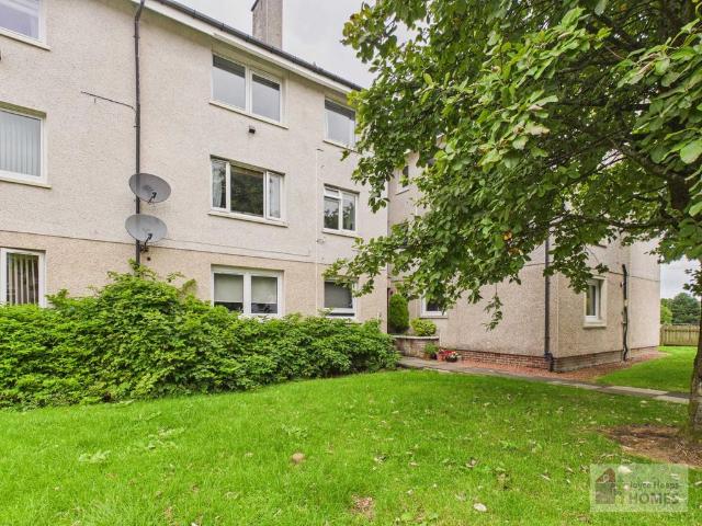 Flat for sale in West Mains, Barassie