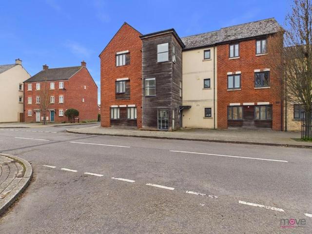 Flat for sale in School House, Gloucestershire