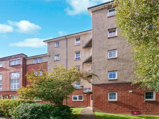 Flat for sale in Shawmoss, Glasgow