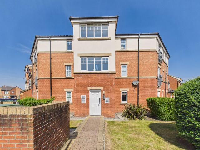 Flat for sale in Tyne And Wear