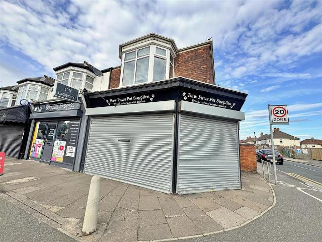 Flat for sale in New Clee, Cleethorpes
