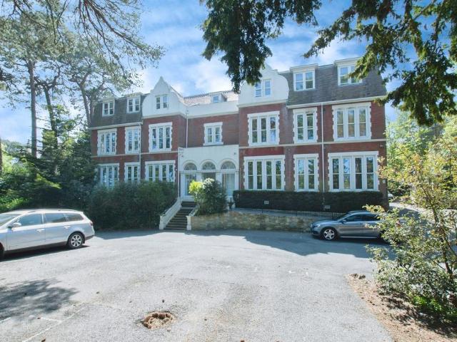 Flat for sale in Springbourne, Bournemouth