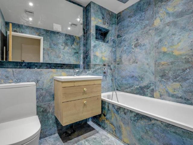 Flat for sale in London Borough of Bromley, Greater London