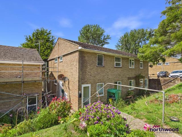 Flat for sale in Clive Vale, Guestling Green