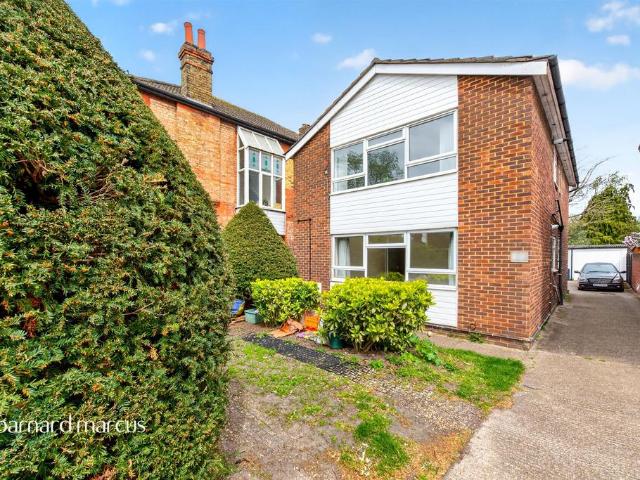 Flat for sale in London Borough of Ealing, Hanwell