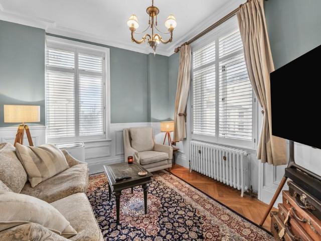 Flat for sale in Paddington, Greater London