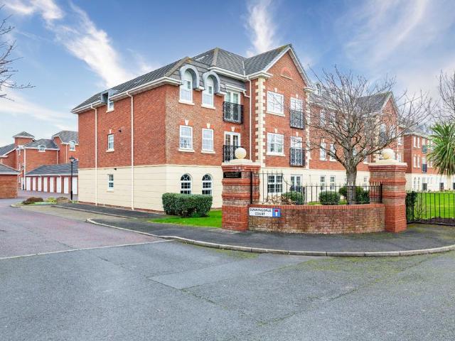 Flat for sale in St Annes, Lytham