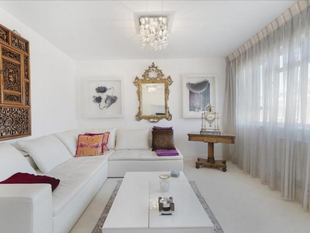 Flat for sale in Marylebone, Greater London